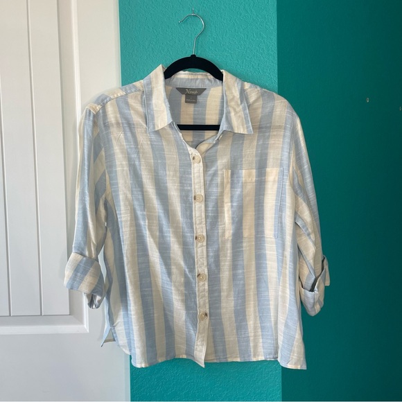 Natural Reflections Tops - NWOT 3/4 Sleeve Striped Button Down Shirt